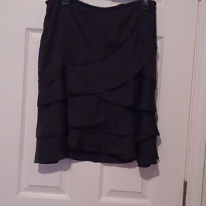 💙🌺New York & Company Black Layered Skirt
